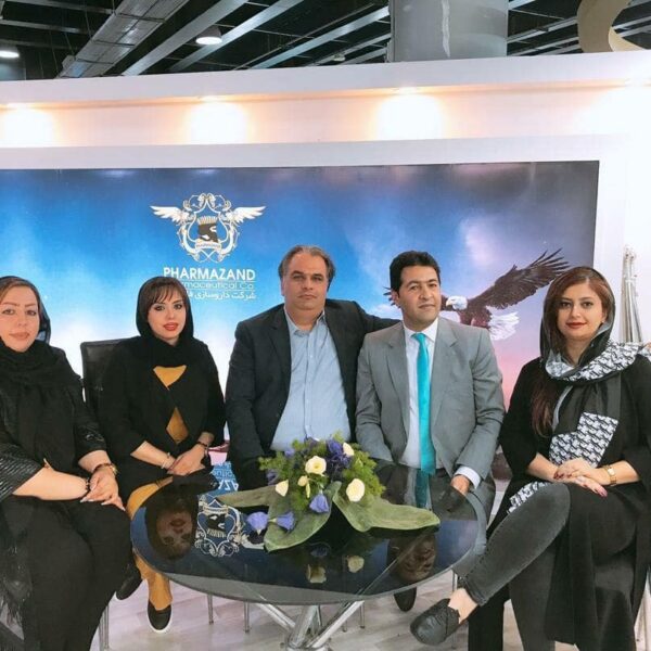 تصویر پرسنل شرکت دارو سازی فارمازند