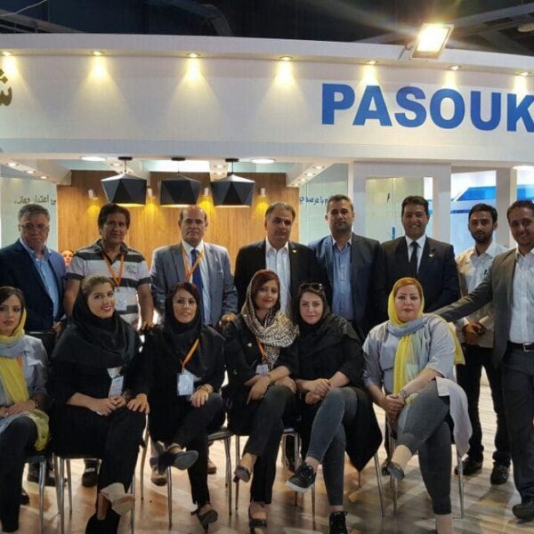 تصویر پرسنل شرکت دارو سازی فارمازند